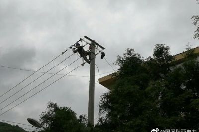 略陽電力：加快線路改造 力?？蛻羰嫘挠秒? title=