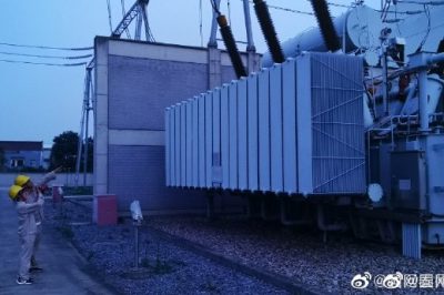 泰州供電公司開展220千伏、110千伏變電站精確測溫、特巡和夜巡