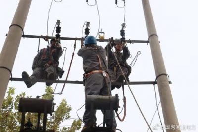 中韓村臺區(qū)機(jī)井灌溉用電線路進(jìn)行改造