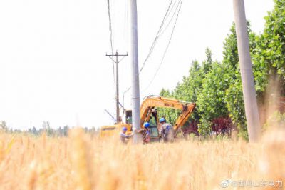 遷移電桿搭接弓子線升級(jí)改造線路