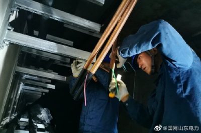 10千伏線路電纜入管廊 安全添保障