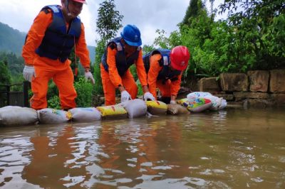 防汛演習(xí)日?；?暴雨雷電都不怕